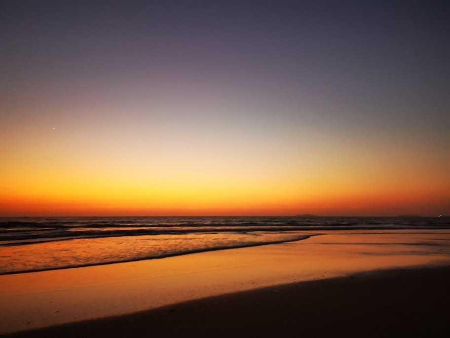 Arossim Beach景点图片