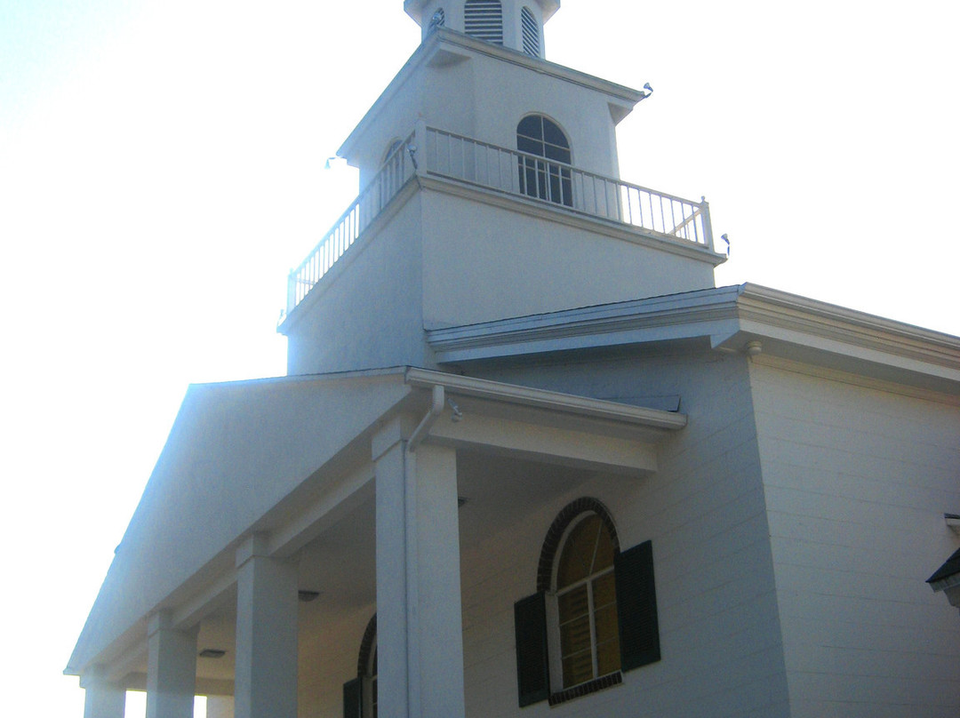 Village Church-伯班克必去景点