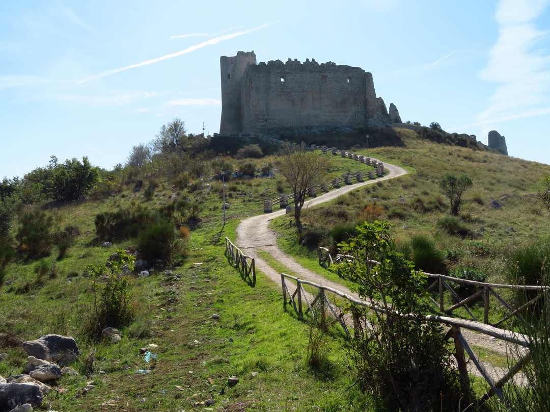 Castello di Avella景点图片