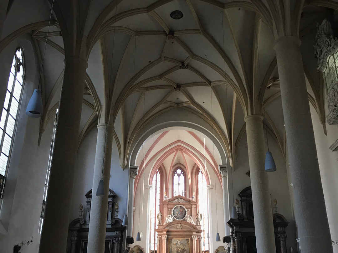 Stiftskirche Sankt Peter und Johannes der Täufer-贝希特斯加登必去景点