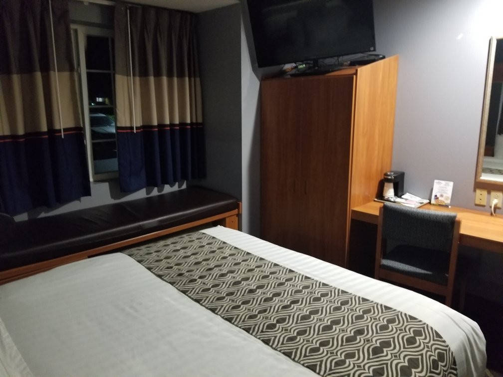 Microtel Inn & Suites By Wyndham Dover主图