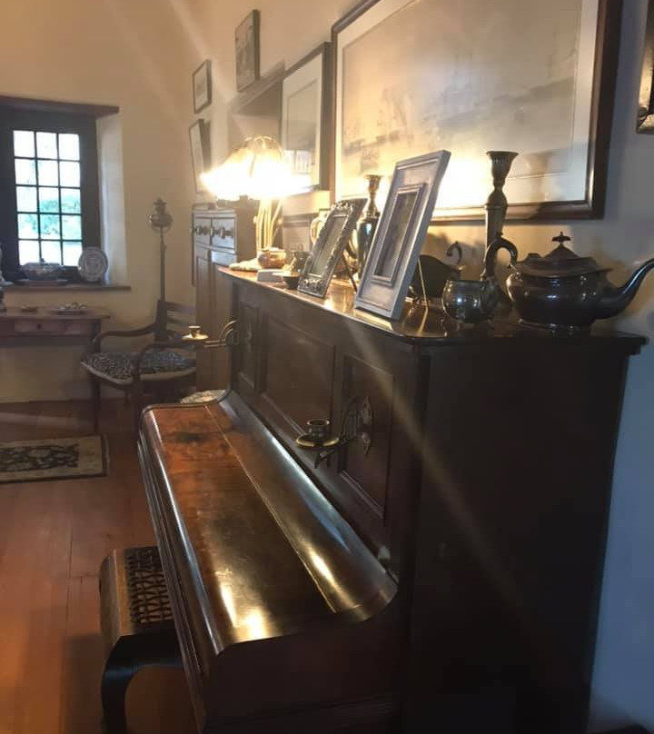 Superior Country Guest House - Cape Dutch Quarters主图