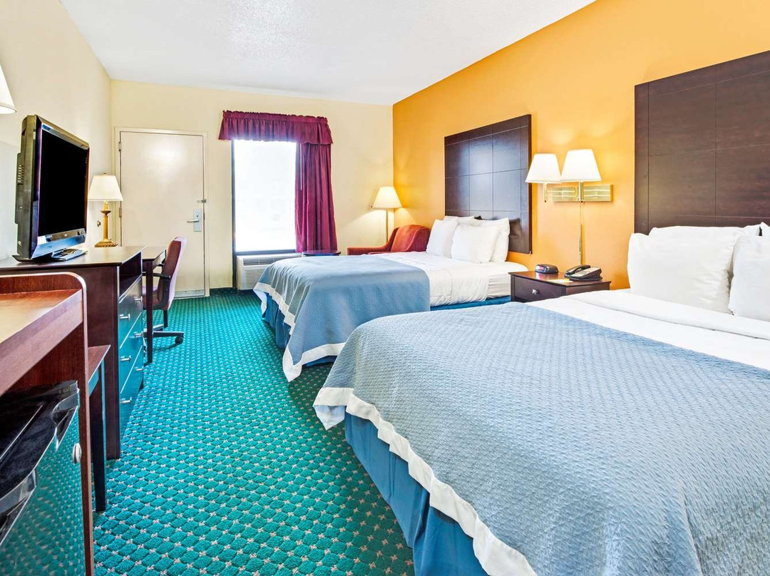 Days Inn by Wyndham Covington主图