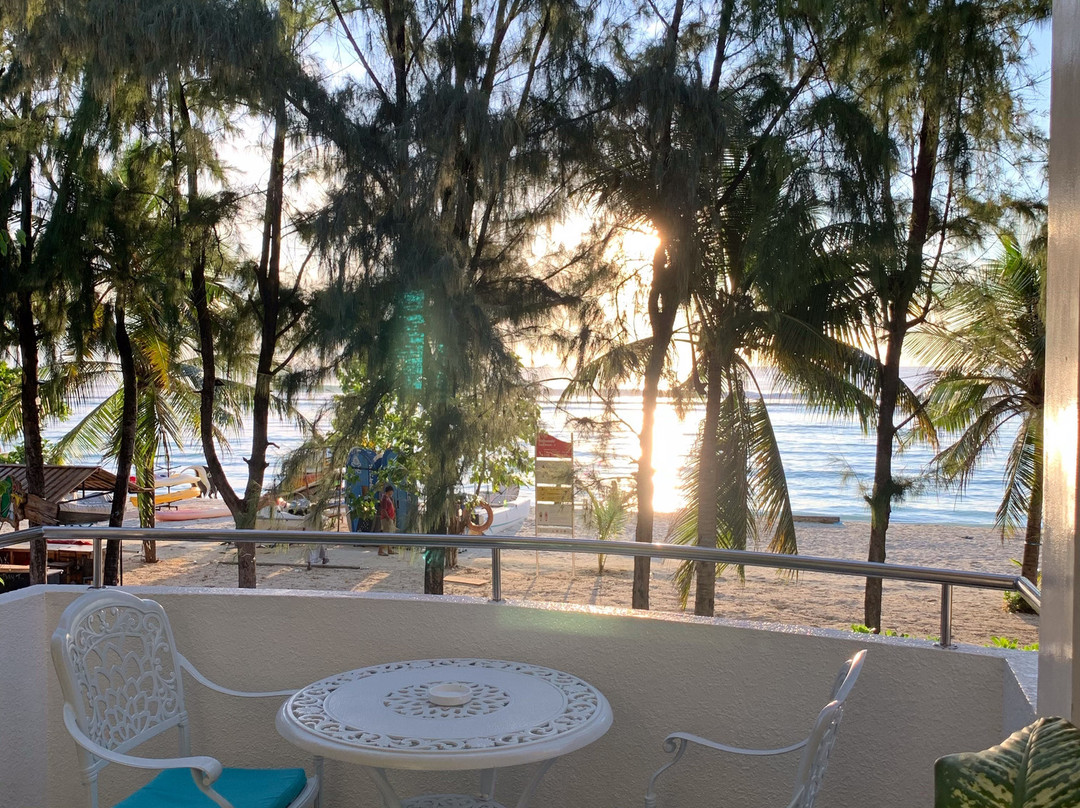 马尔代夫浮游生物海滩酒店主图