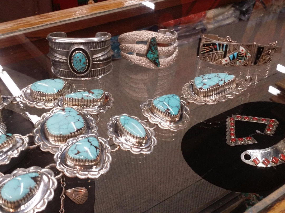 Church Rock旅游景点-Indian Touch of Gallup