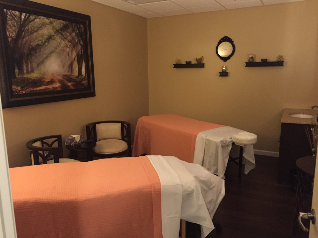 Watertown旅游景点-A Balanced Body Massage and Spa