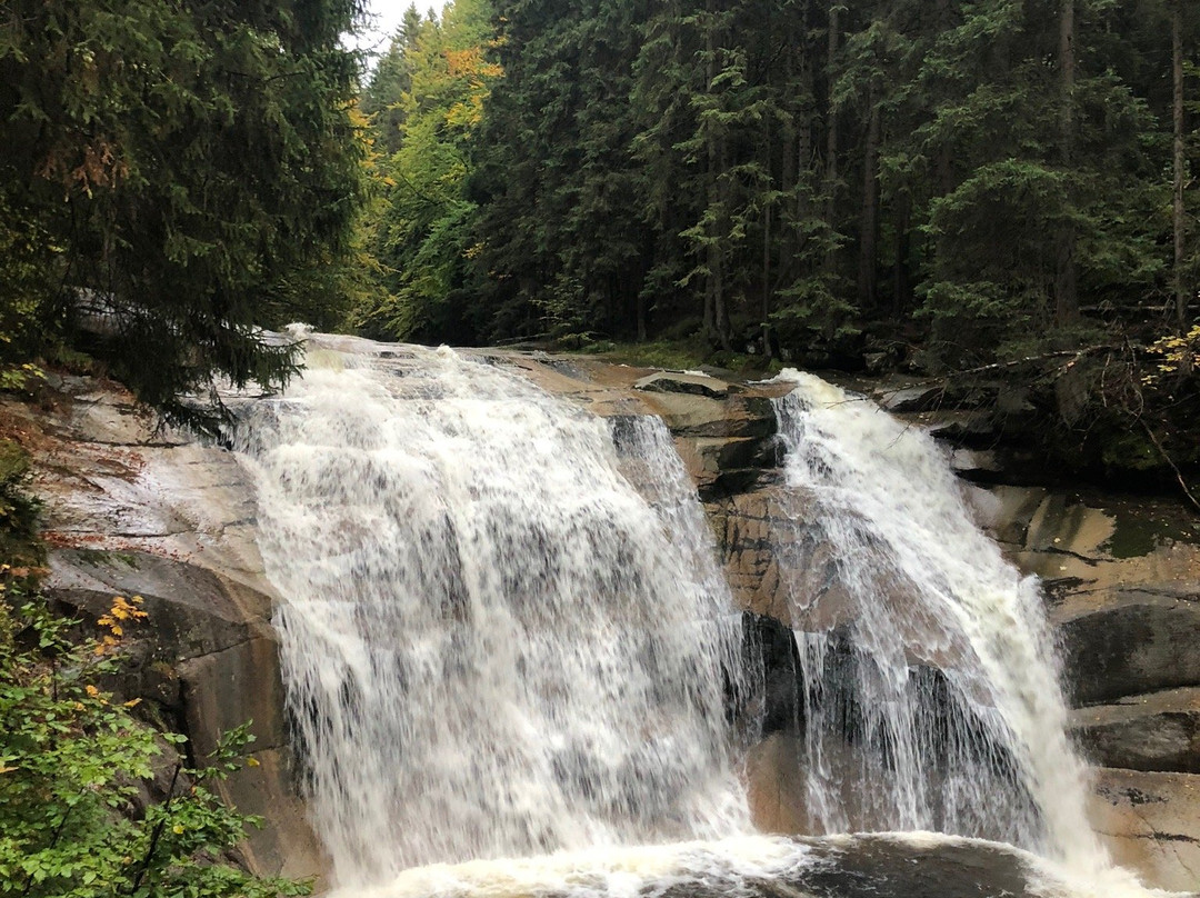 Mumlava Waterfall景点图片