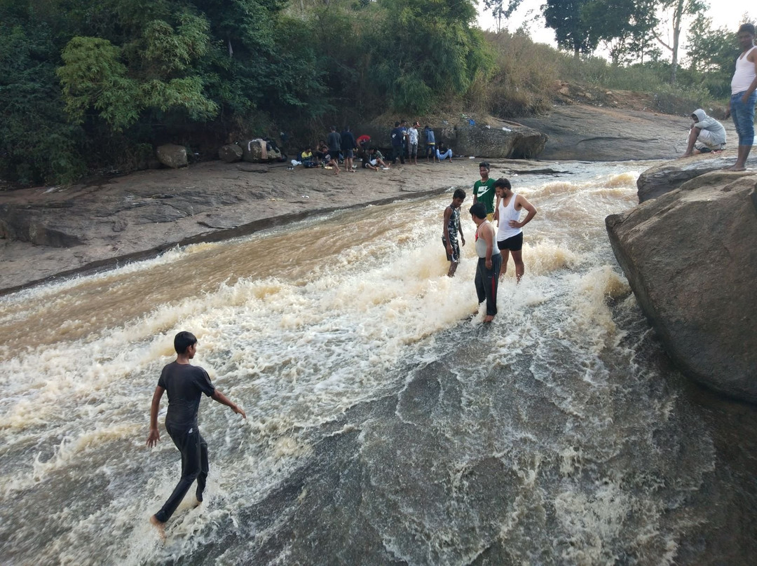 Chaparai Waterfalls-Araku Valley必去景点