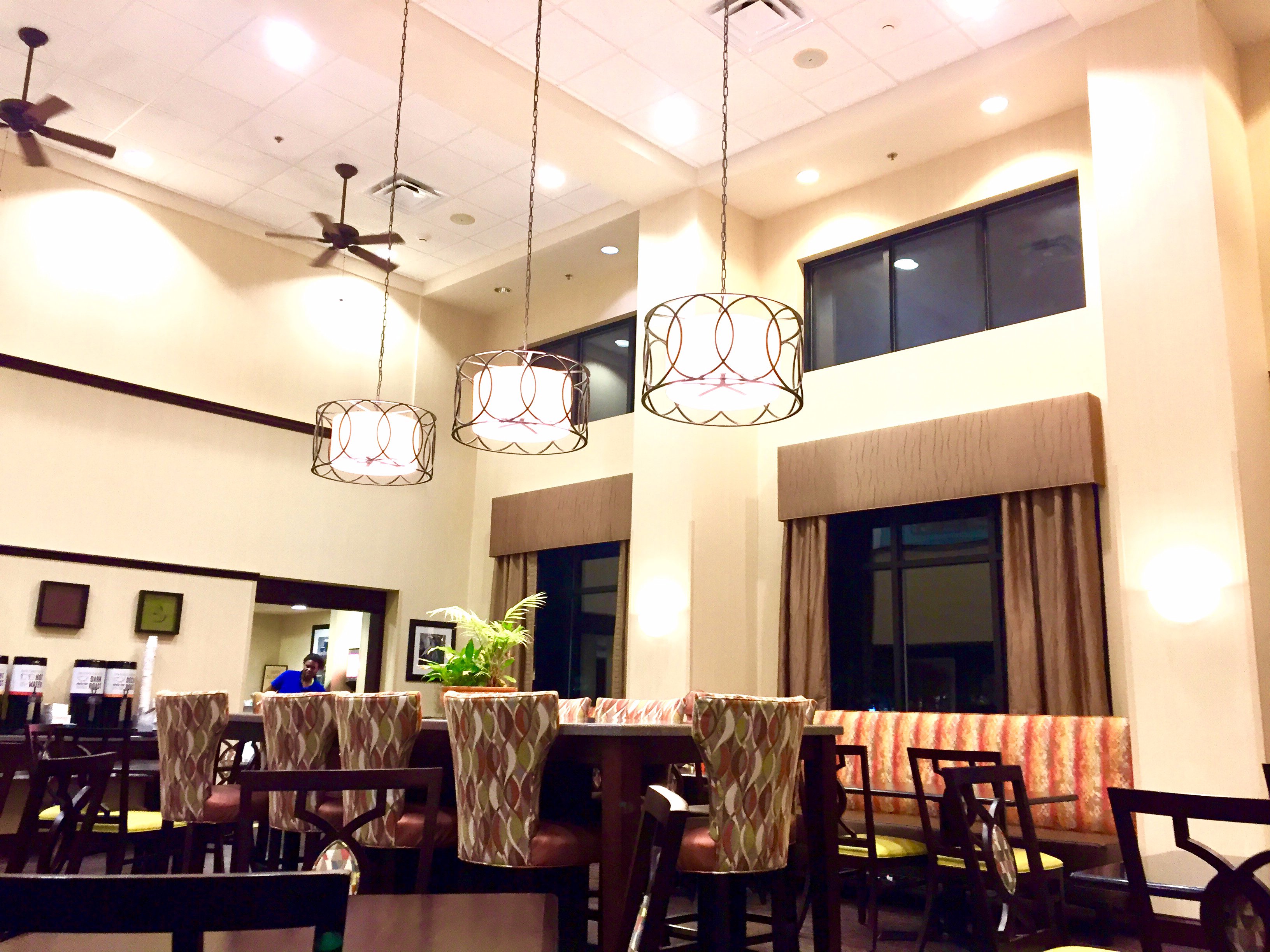 Hampton Inn & Suites-Knoxville/North I-75-餐饮