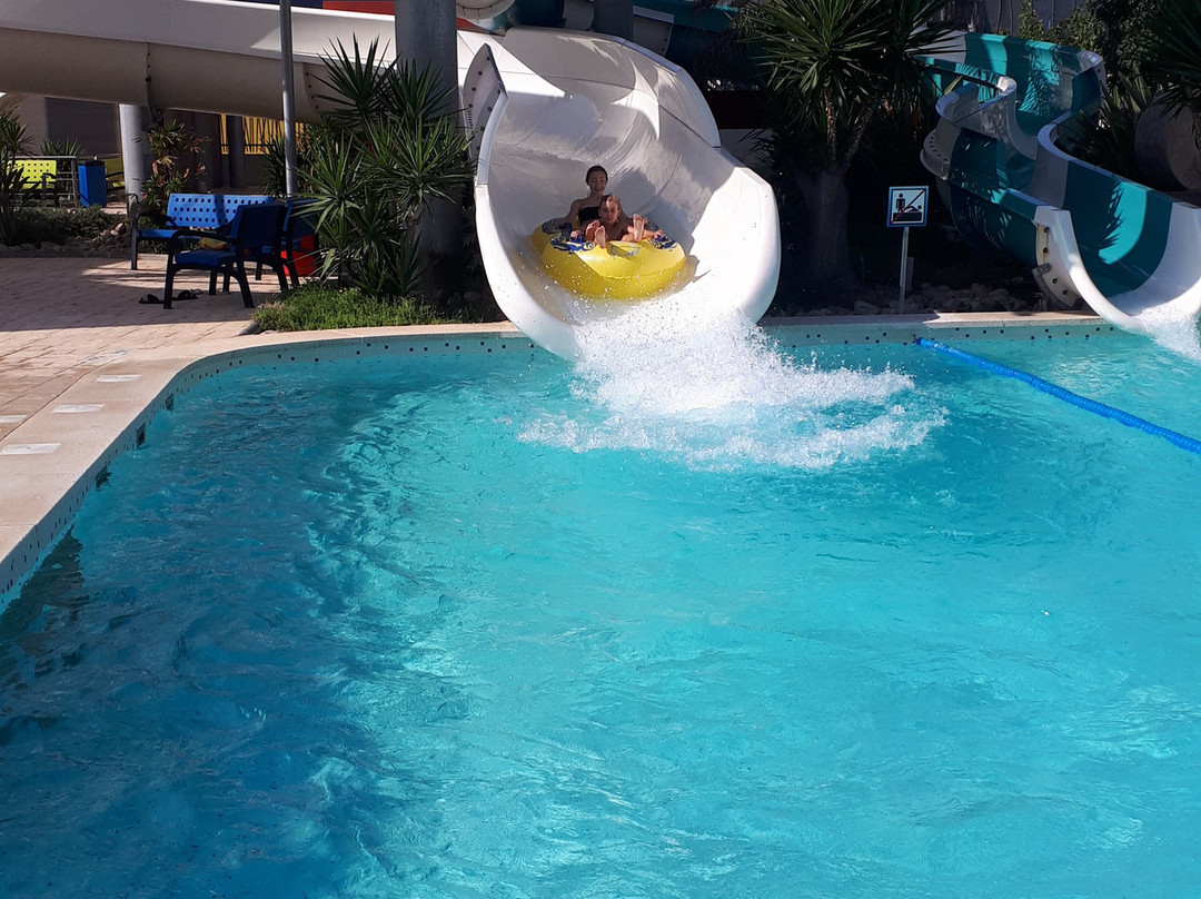 Golden Taurus Aquapark Resort主图