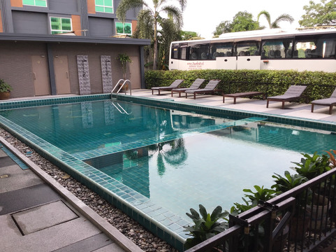 圣苏湾机场套房主图