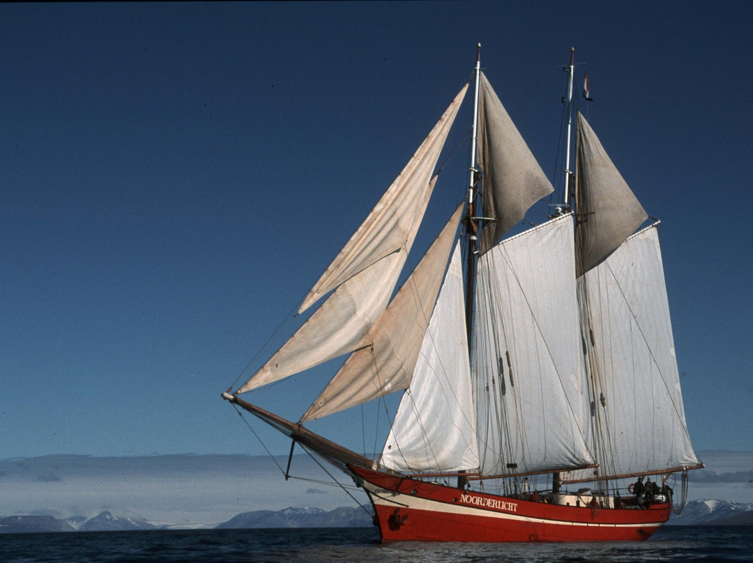 Arctic Explore-朗伊尔城必去景点