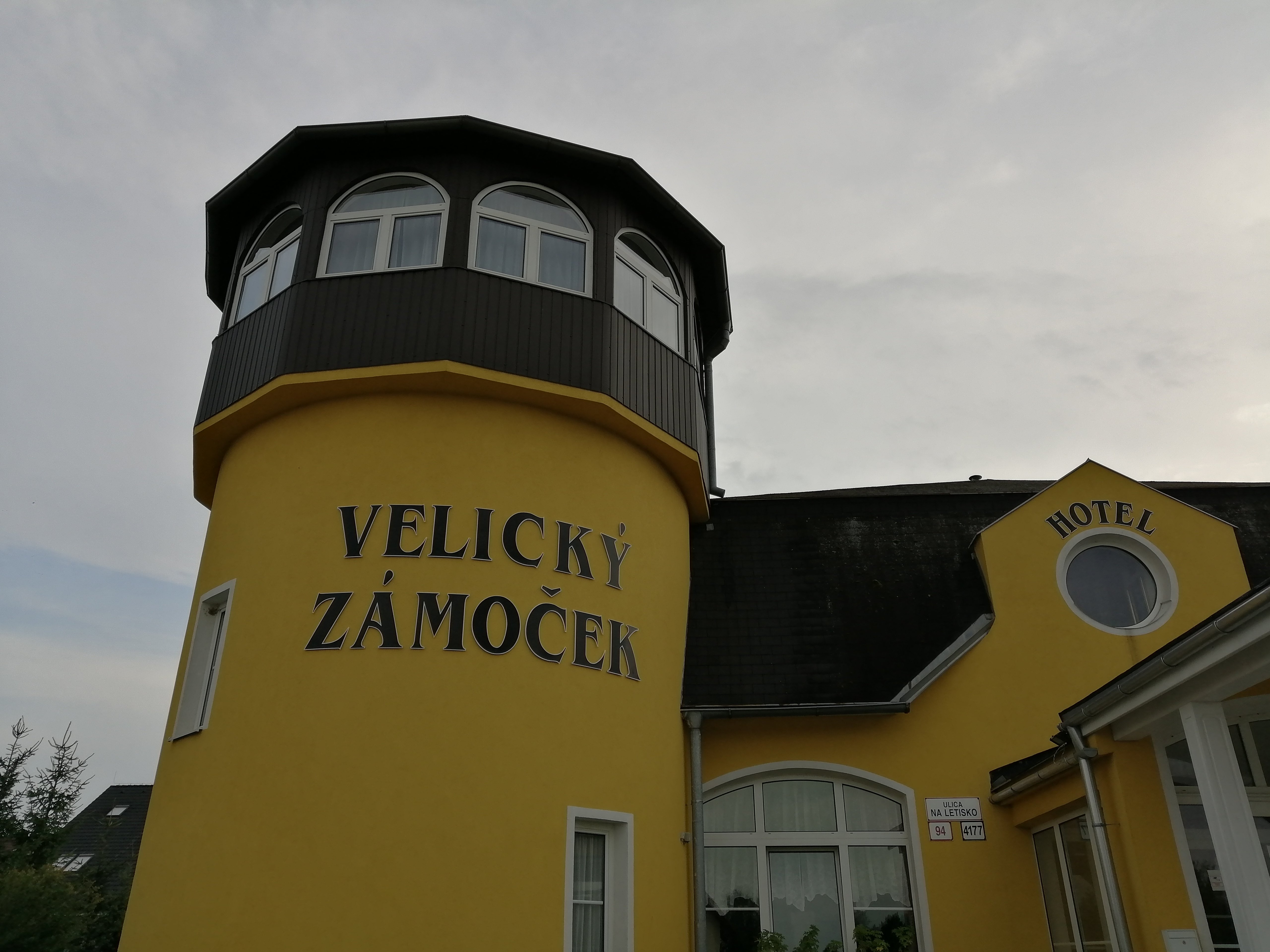 Garni Hotel Velicky Zamocek-官方