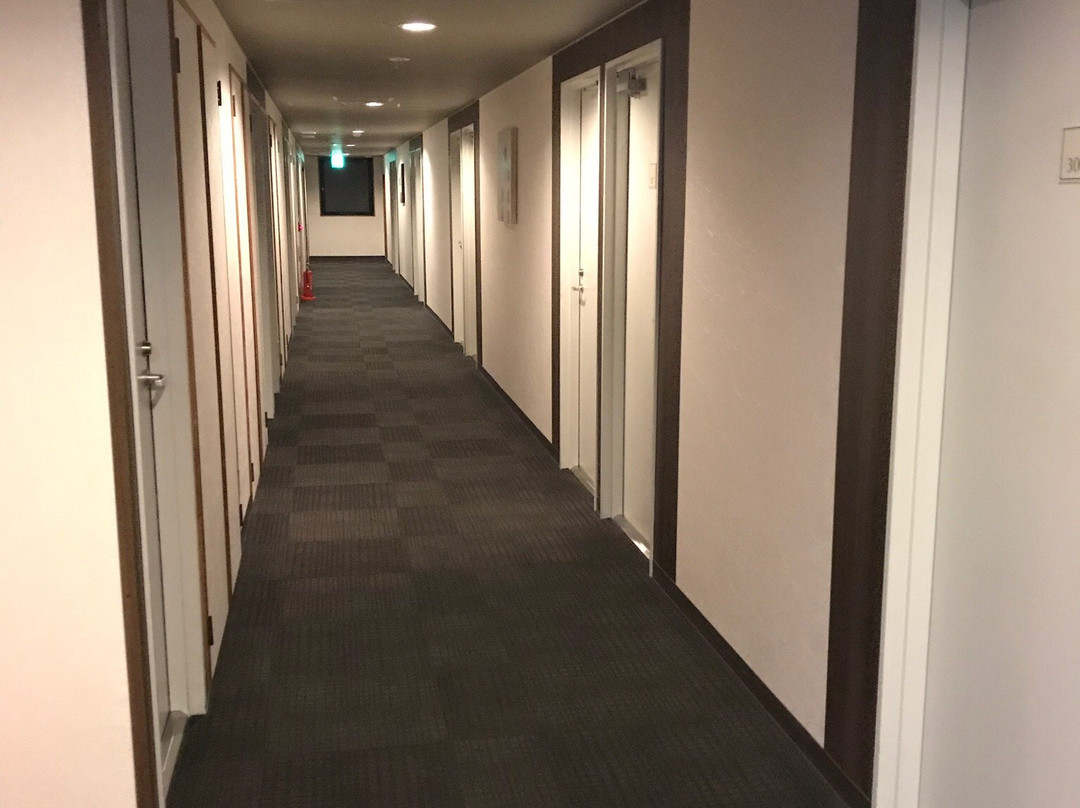 伊贺航道酒店主图