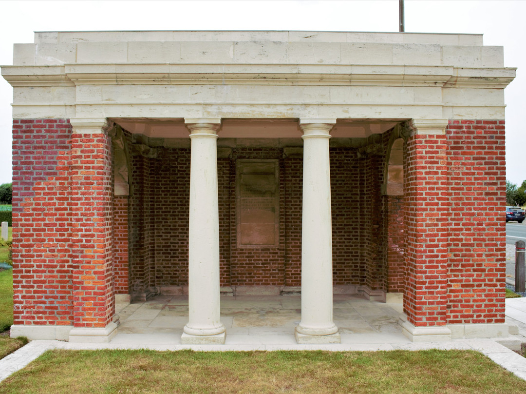 Bard Cottage Cemetery-伊普尔必去景点
