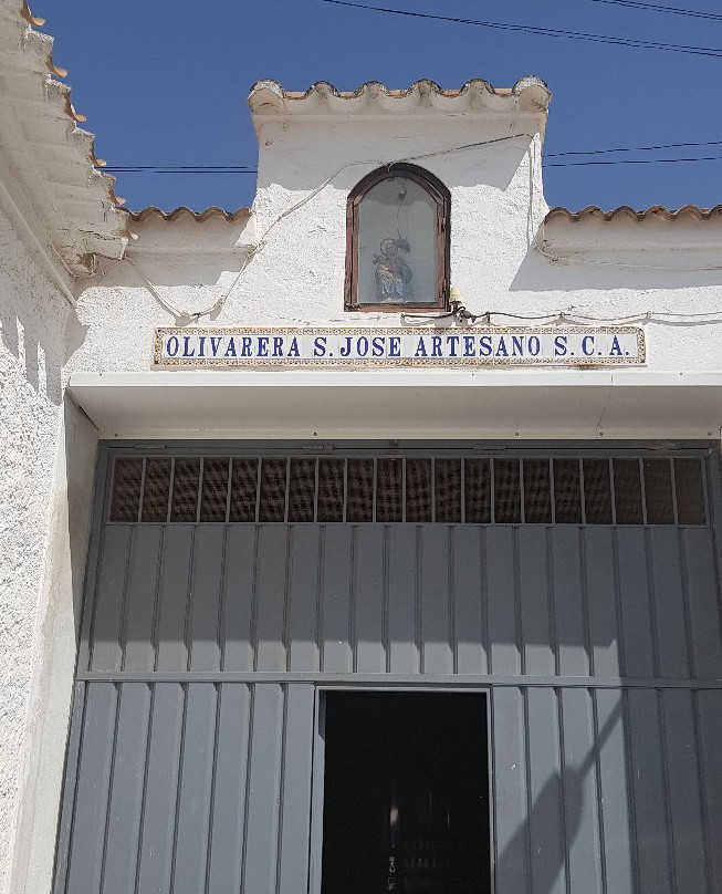 Museo del Aceite de Mondrón El Museo de Aceite de Mondrón-Periana必去景点