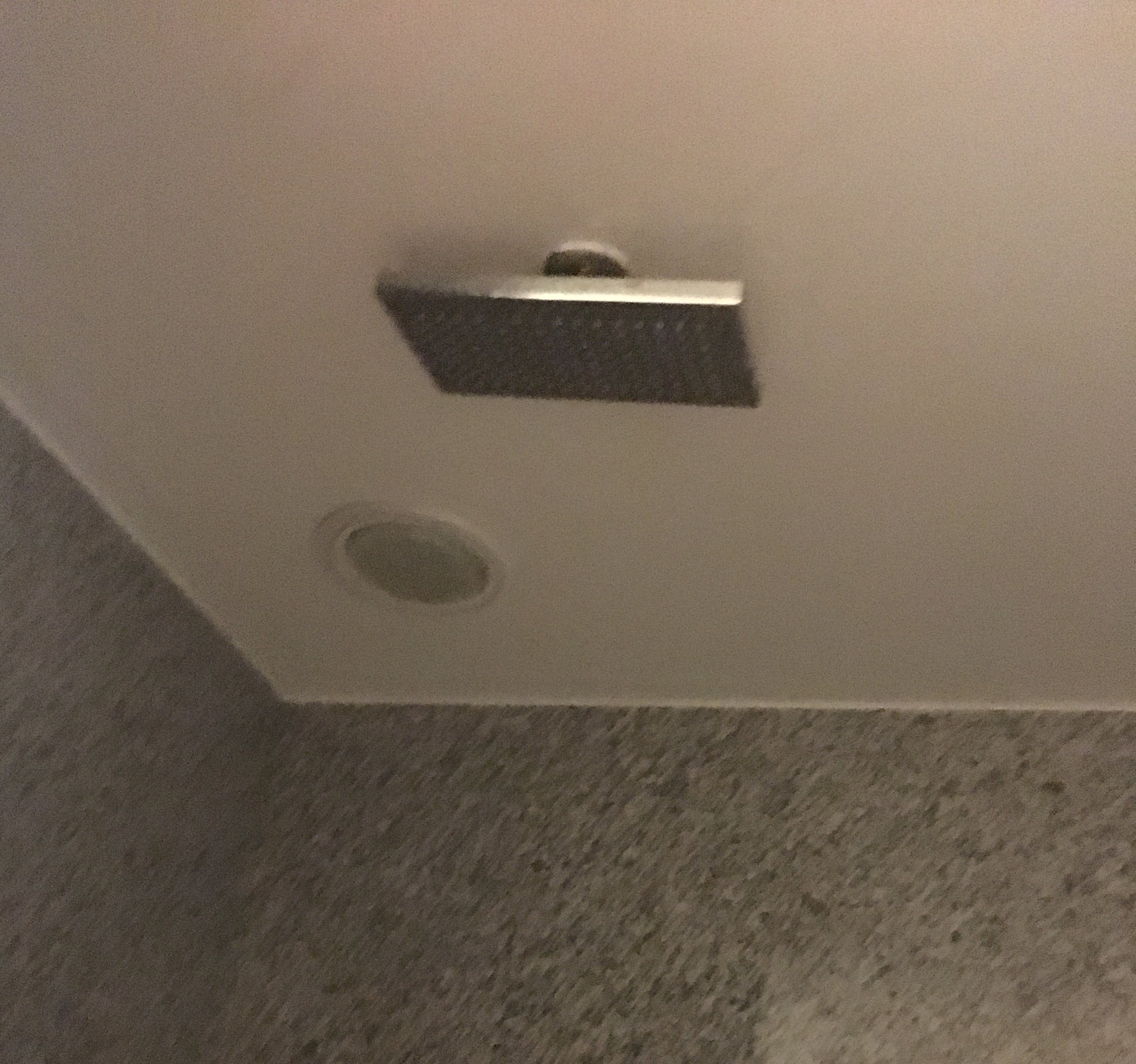 Comfort Suites At Virginia Center Commons-浴室