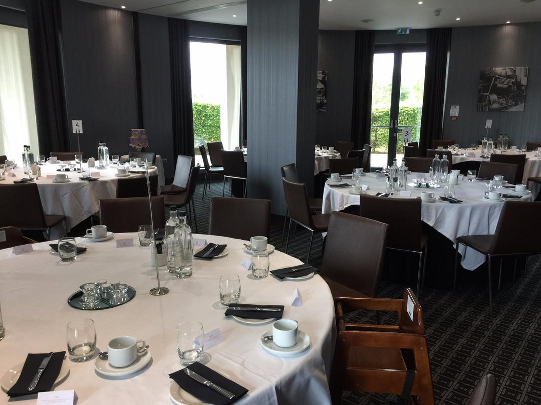 Brooklands Hotel主图