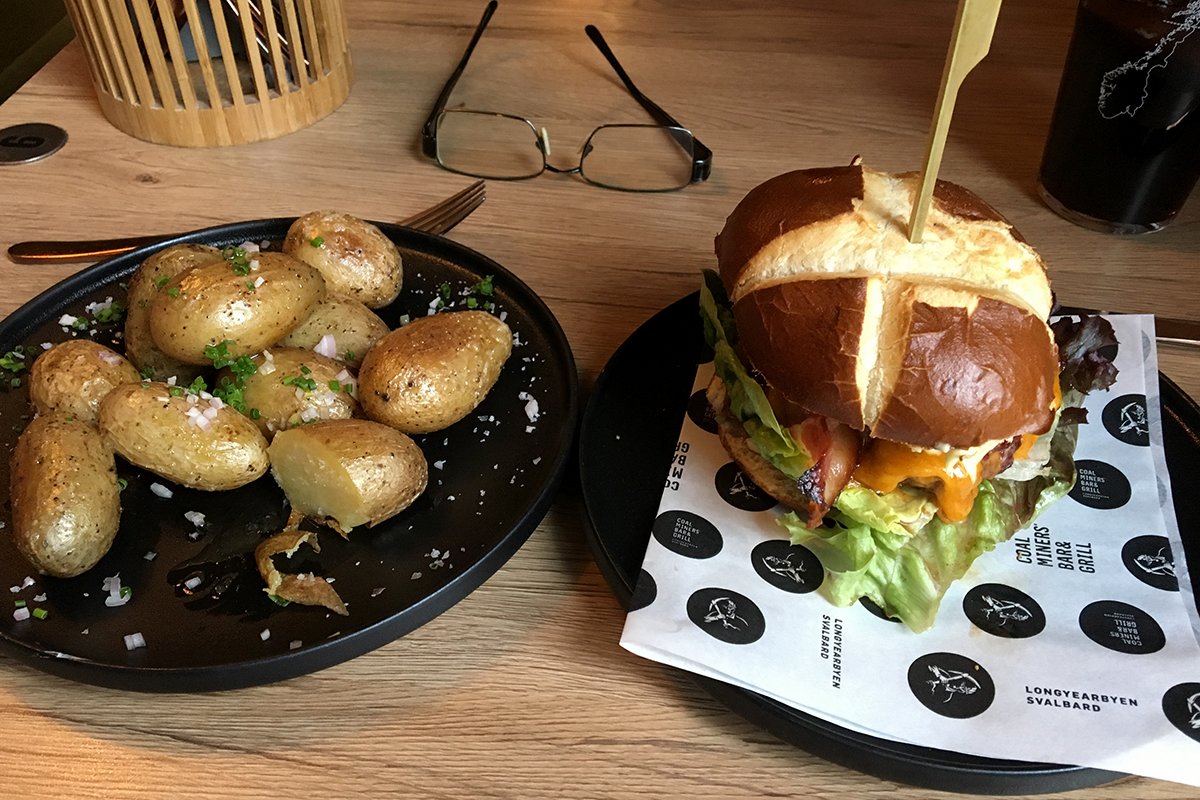 煤矿工小屋旅舍-餐饮
