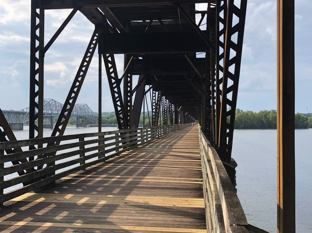 Old Railroad Bridge景点图片
