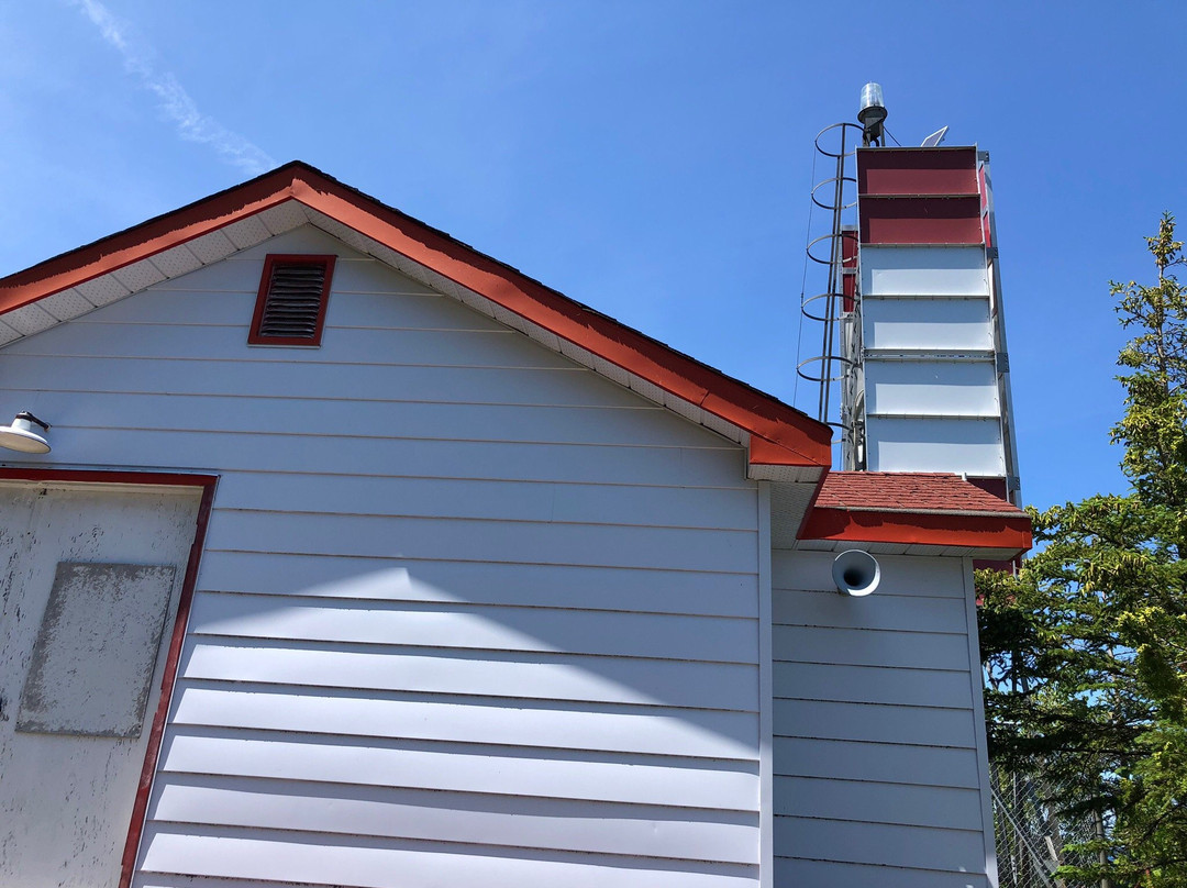 Flowerpot Island Lighthouse-托伯莫里必去景点