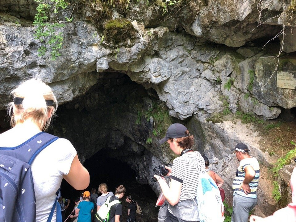 Druzhba Cave-Bazhukovo必去景点