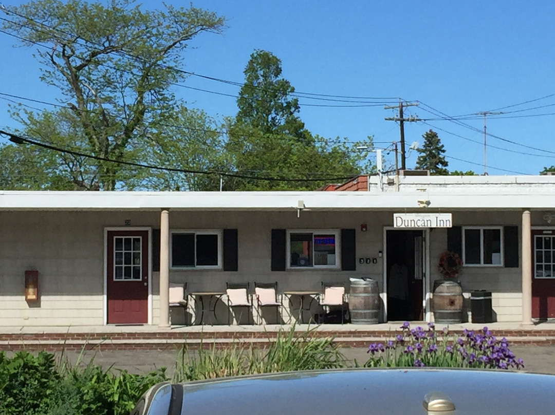 詹姆士港乡村酒店主图