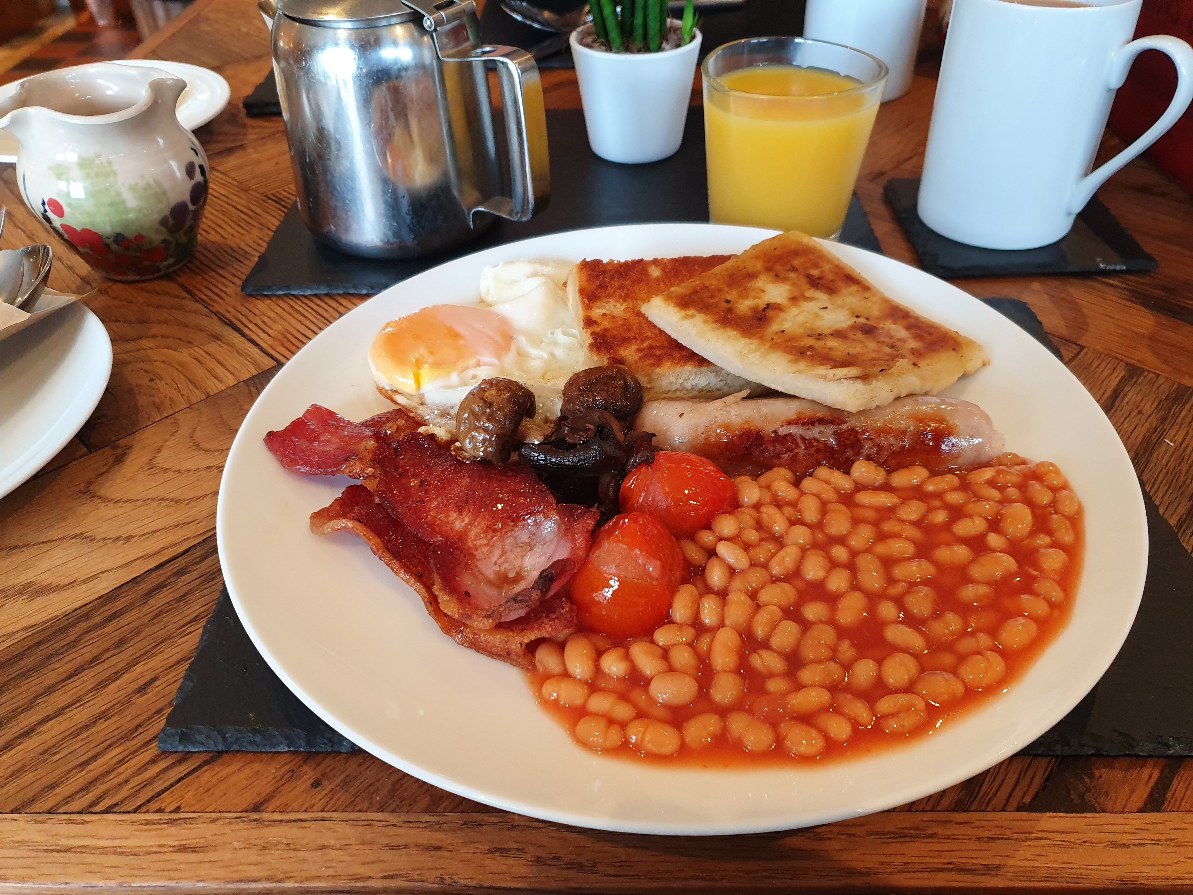 Lisnacurran Country House B&B (Hot Tub)-餐饮