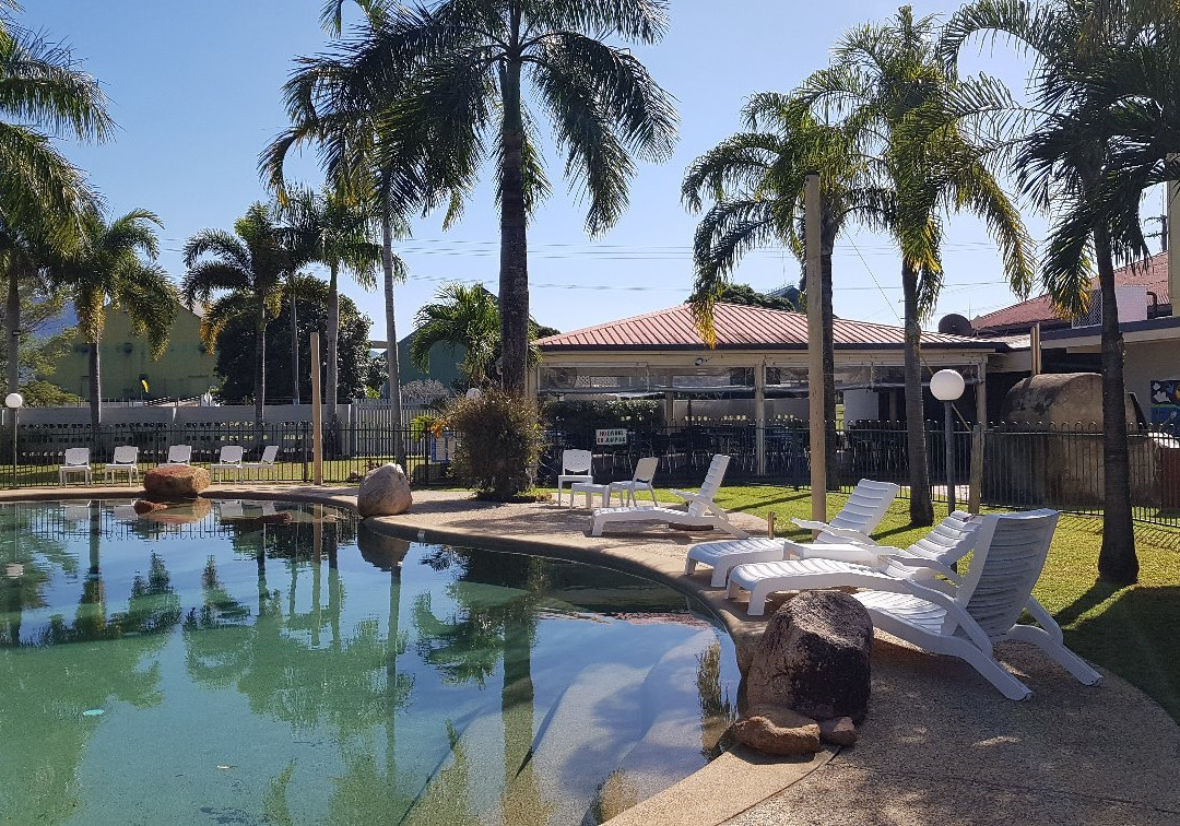 Lucinda Village主图