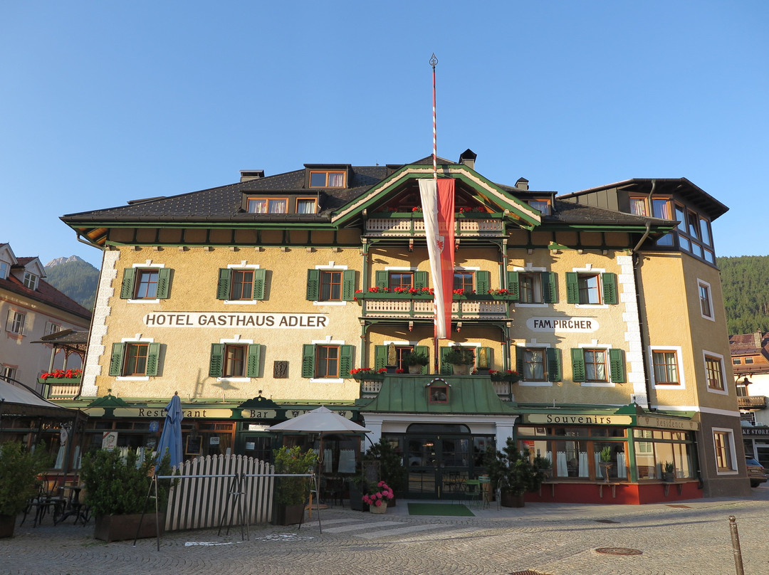 阿德勒酒店主图