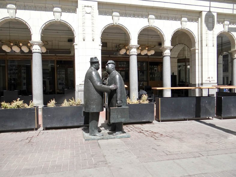 Conversation Sculpture-卡尔加里必去景点