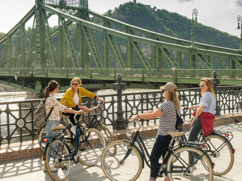 Buda Explorer Tours & Day Trips-布达佩斯必去景点