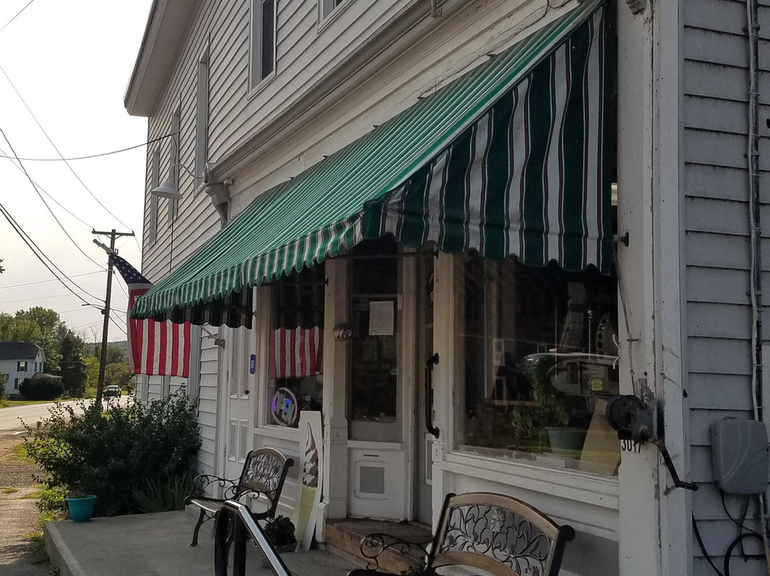 Nineveh Country Store