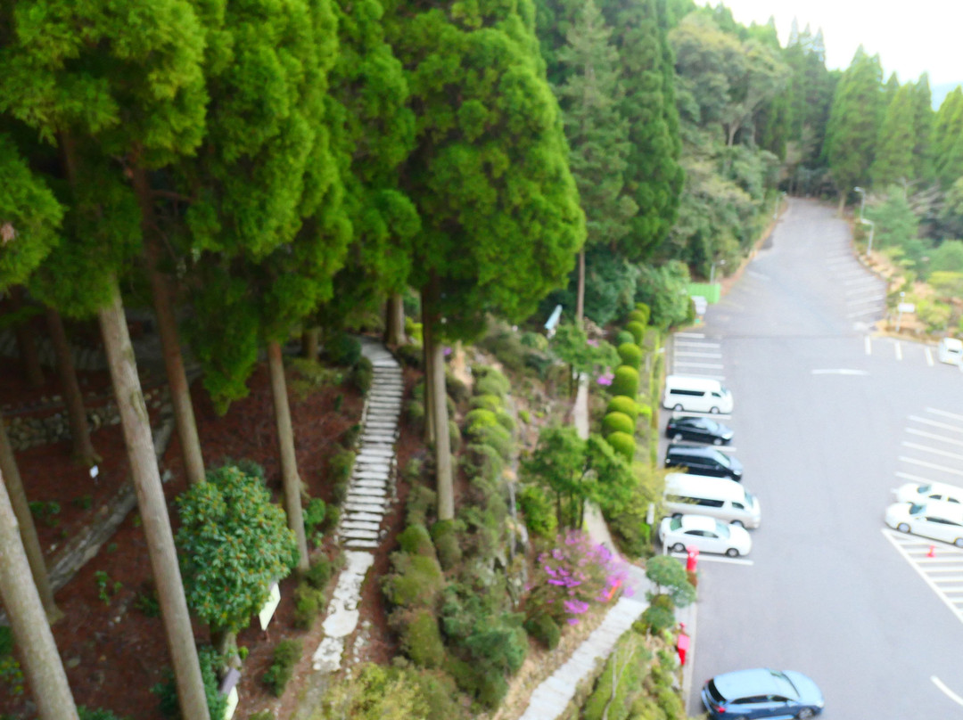 The Hundred Year Sulfur Valley景点图片