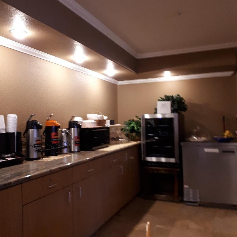 瑟冬娜维尔斯酒店主图