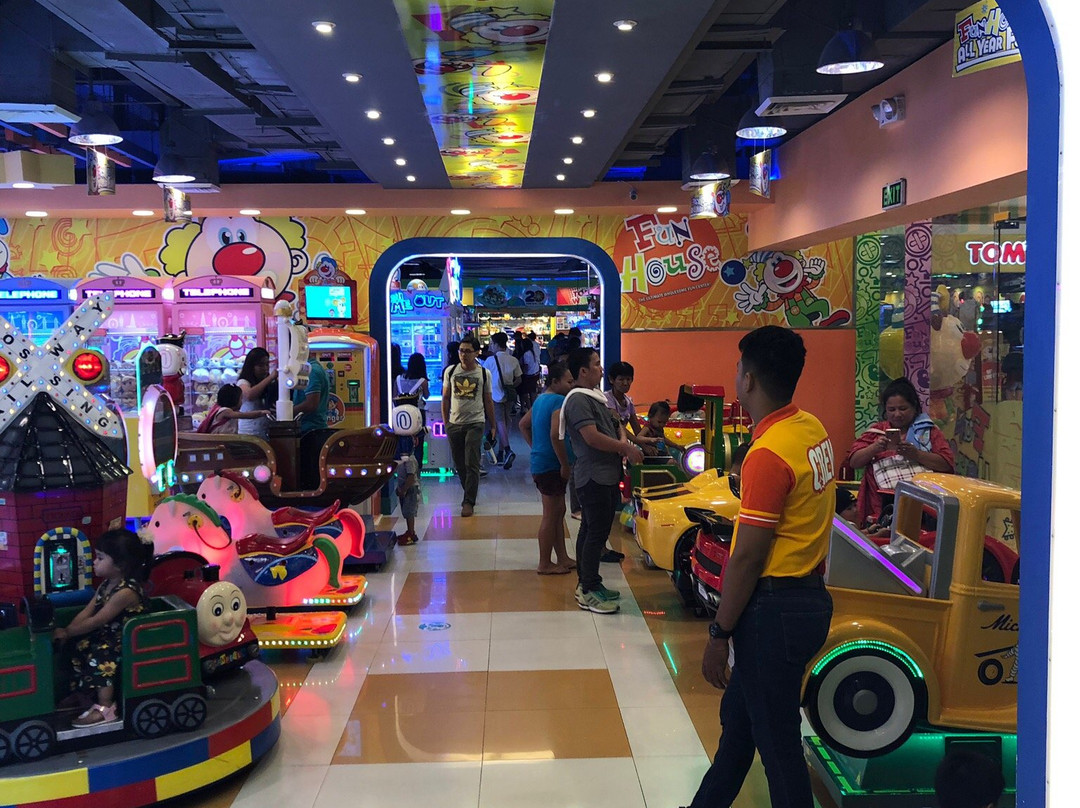 Tom’s World-Bacoor必去景点