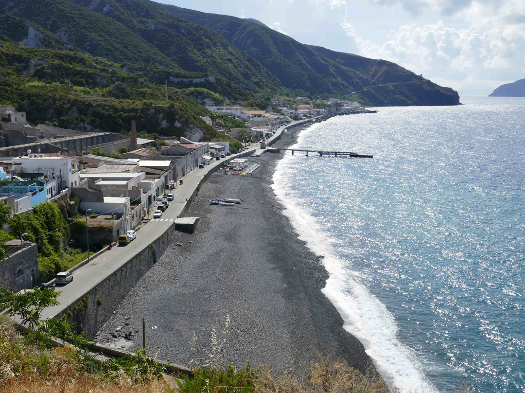 Spiaggia Di Acqua Calda景点图片