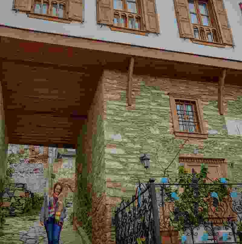 Sihirbazin Evi主图