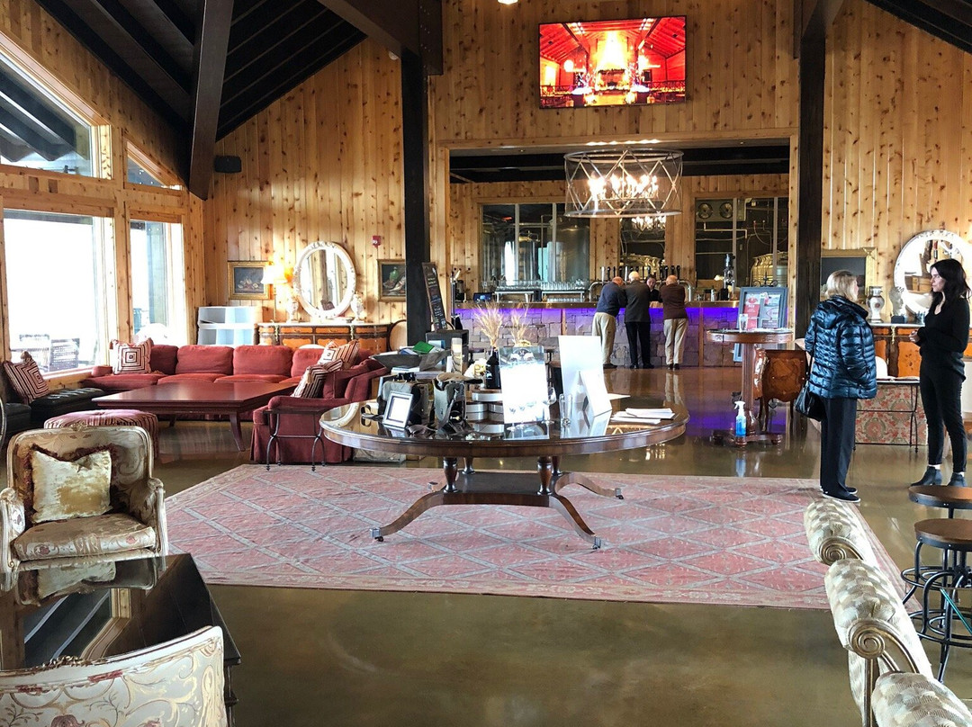 Tasting Room & Taphouse at Mount Ida Reserve-夏洛茨维尔必去景点