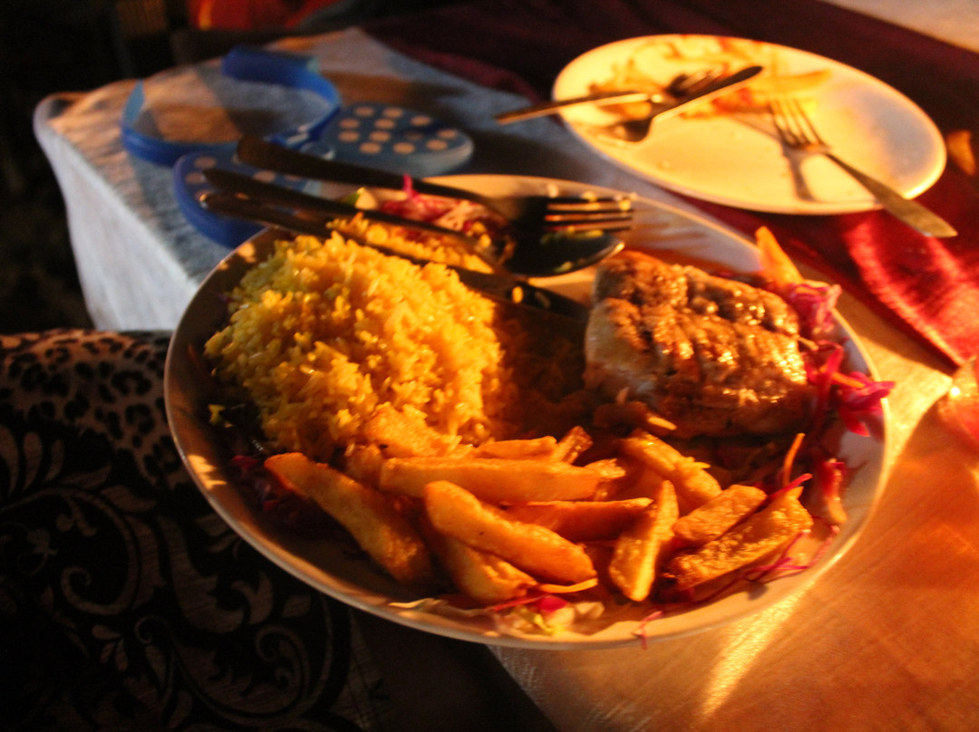 Royal Touch Beach Resort主图