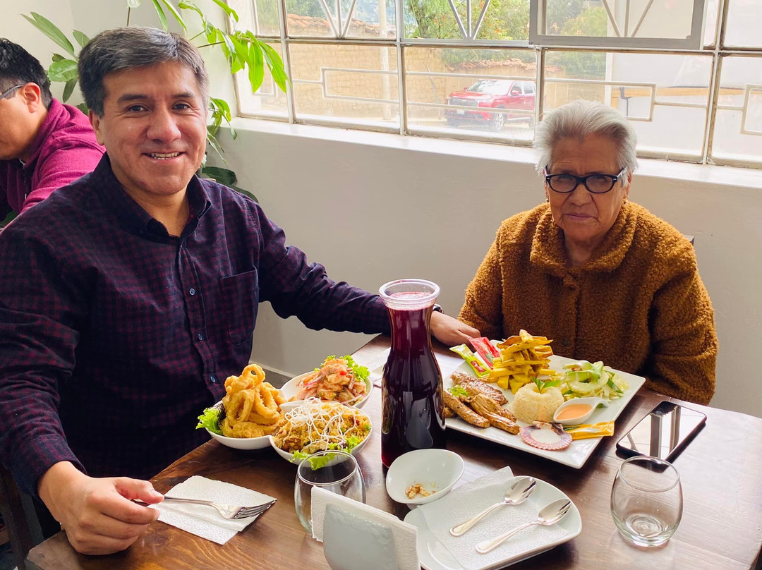 " Casa Blanca - Pescados & Mariscos "