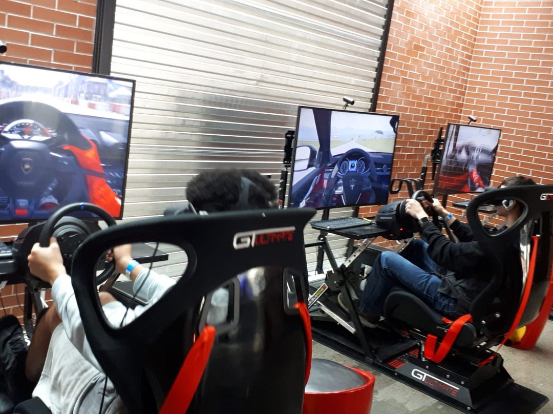 Virtual Reality Gaming Center-Saar必去景点