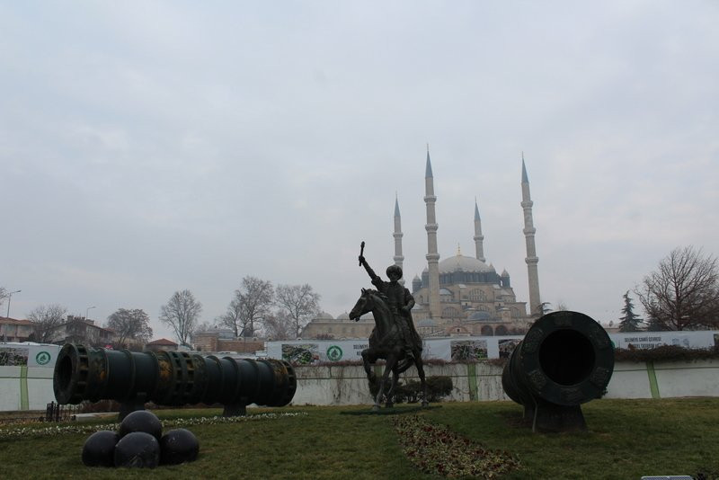 Fatih Sultan Mehmet Heykeli-Edirne必去景点