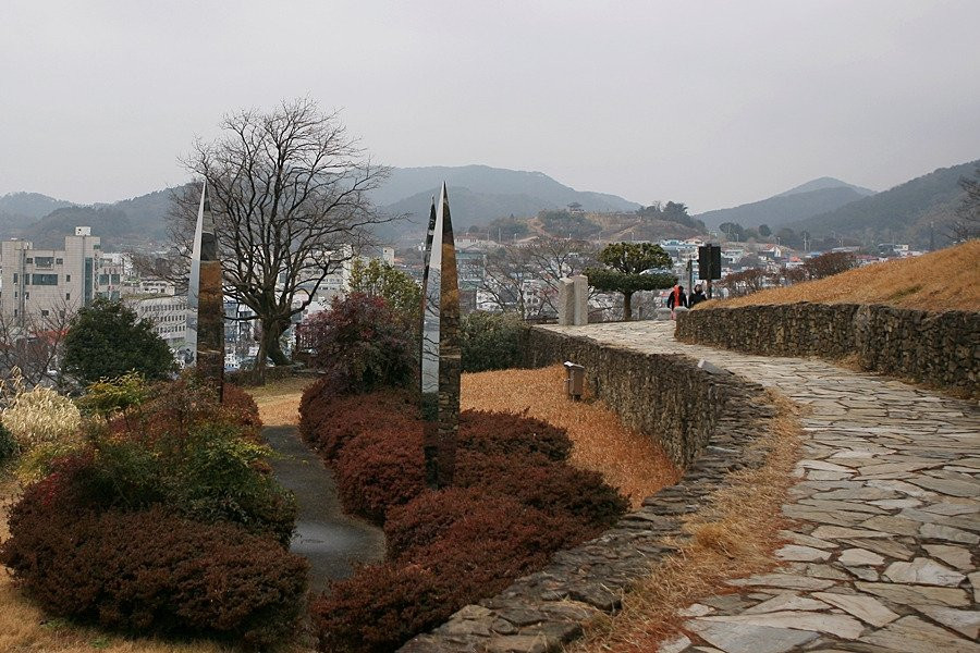 Nammangsan Sculpture Park景点图片