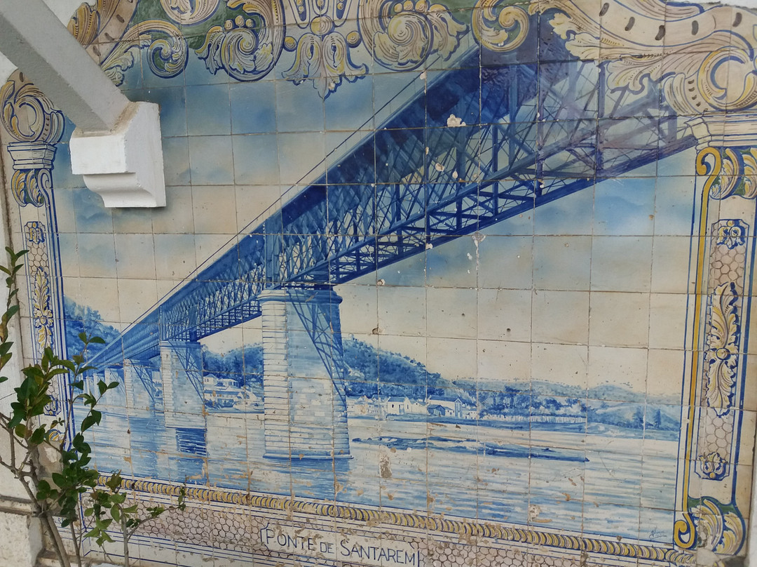 Estacao de Comboios de Santarem-圣塔伦必去景点