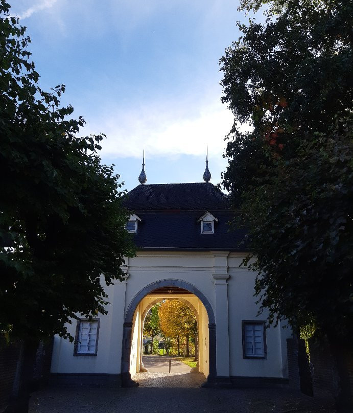 Kloster Knechtsteden-Dormagen必去景点