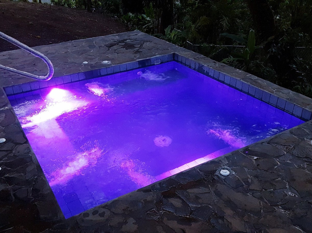 HelveTico Chalets and Reserve主图