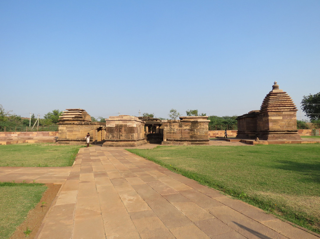 Jyotirlinga Temple Group景点图片