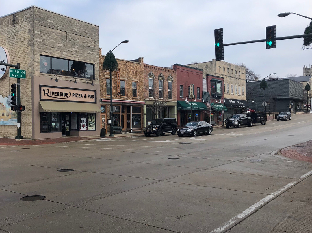 Downtown St. Charles-圣查尔斯必去景点