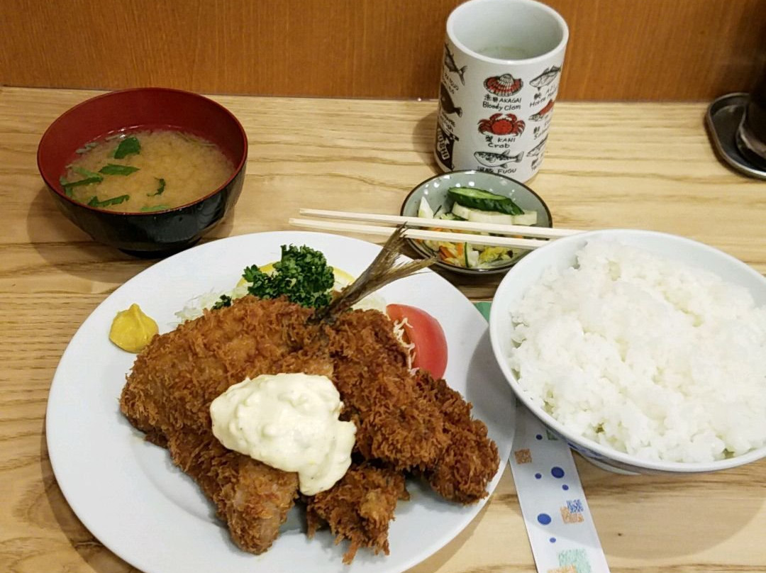 とんかつ 八千代